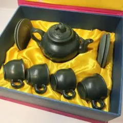 未使用　中国茶器セット 紫砂壷 緑泥　急須×１・湯呑み×４・茶托×４