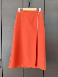 N. エヌドット オレンジ ミディ丈スカート