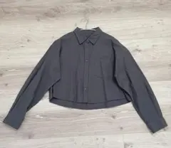 GUダークグレー クロップドシャツ 長袖