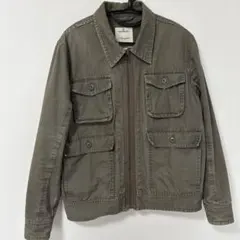 カーキ ミリタリージャケット