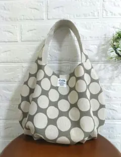ワンハンドルバッグ　ドット　ライトグレー 綿麻キャンバス　タック入り