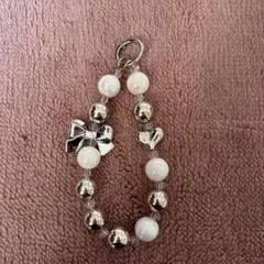 ハートとリボンのキーホルダー スマホストラップ