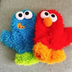 【最終お値下げ】USJ エルモ クッキーモンスター 手袋