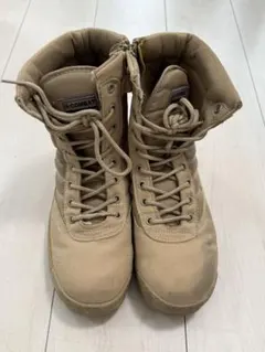 ミリタリーブーツ ベージュ ジッパー付き