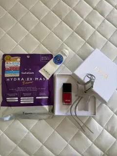 お得⭐︎DIORマニキュア&チャーム⭐︎パックセットのサムネイル