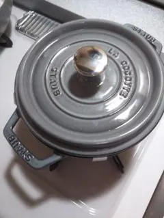 STAUB ラ・ココット ラウンド 18cm グレー 鋳物ホーロー鍋 フランス製のサムネイル