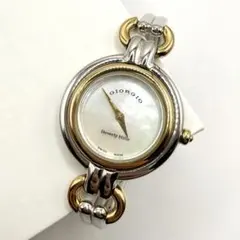 GIORGIO ARMANI シェル　ブレスレットウォッチ　腕時計　稼働品のサムネイル