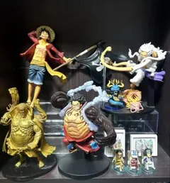 ワンピース　フィギュア他11点まとめ売り