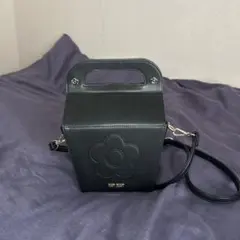 MARY QUANT ブラック ショルダーバッグ