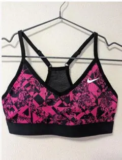 NIKE ヨガウェア スポーツブラ