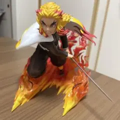 煉獄杏寿郎 フィギュア 炎のエフェクト付き