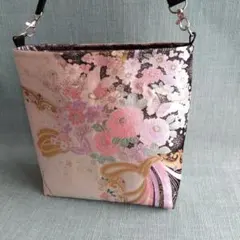帯リメイク　ショルダーバッグ　九百佐賀錦　花　蝶文　金銀糸