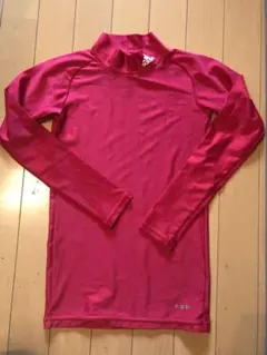 adidas 赤 長袖ハイネックシャツ サイズ150 インナー