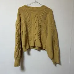 マスタード ケーブルニットセーター 長袖