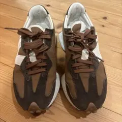 New Balance 327ブラウン スニーカー