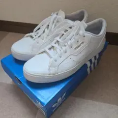 adidas SLEEK W スニーカー 24.0cmのサムネイル