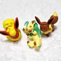 ガチャガチャ ポケモン イーブイコレクション 3体セット