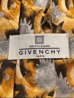 【GIVENCHY】美品　ネクタイ　明るい総柄