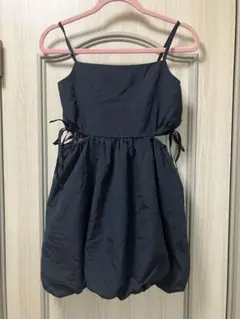 美品 ブラック バルーンシルエットビスチェ L
