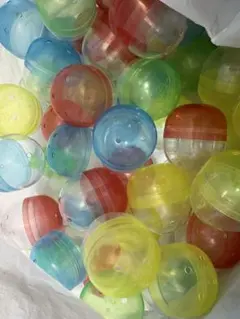 カプセルトイ用カラフルカプセル 45個セット