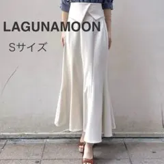 【最終値下げ】LAGUNAMOONウエストラペルマーメイドスカートのサムネイル