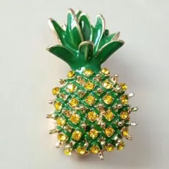 パイナップル ブローチ ラインストーンのサムネイル