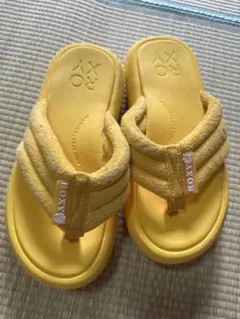 ROXY RAD WEEKEND PILE ビーチサンダル イエロー Sのサムネイル