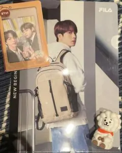 FILA BTS JIN RJフィギュア クリアファイル セットのサムネイル