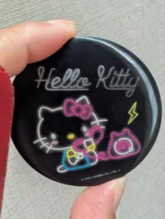 Hello Kitty バッジ新品未使用品