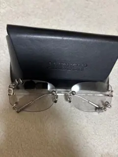 AMBUSH クリアサングラス ケース付きのサムネイル