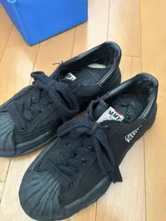 メゾンミハラヤスヒロ　ブレイキー　ブラックのサムネイル
