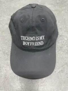 IDEA BOOKS TECHNO IS MY BOY FRIEND キャップ