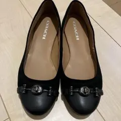 黒 フラットシューズ