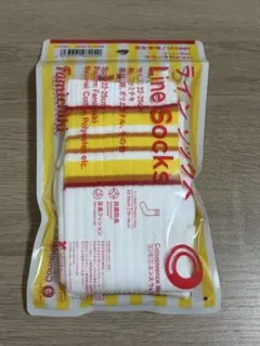 (未開封)希少ファミマ靴下 ファミチキ ラインソックス 22-25cm 男女兼用のサムネイル