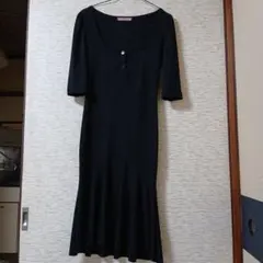 DELYLE ブラック 半袖 ひざ丈ワンピースのサムネイル