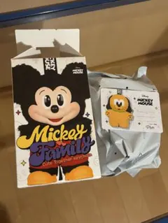 POPMART ミッキーファミリー　プルート