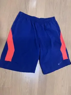 Nike DRI-FIT ハーフパンツ