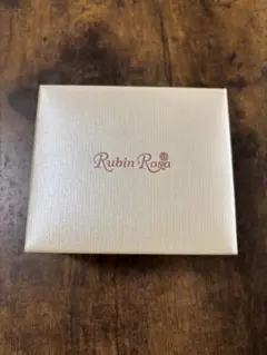 Rubin Rosa アナログ腕時計 ゴールド/シルバー