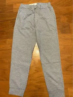 UNIQLO キッズ ウルトラストレッチドライEXジョガーパンツ