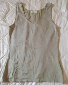 K.T.KYOKO TAKASE　タンクトップ　ラメ入り　ベージュ　商品タグ無し