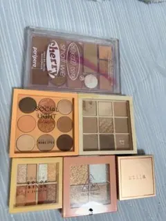 N*E様 [中古品]アイシャドウ<6点まとめ売り>