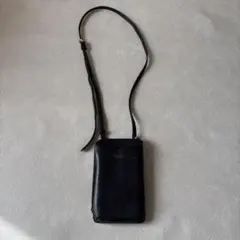 ヴィオラドーロ★スマホポシェット リザード型押し ブラック レザー