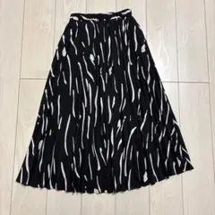 モノトーン プリーツスカート ウエストゴムのサムネイル