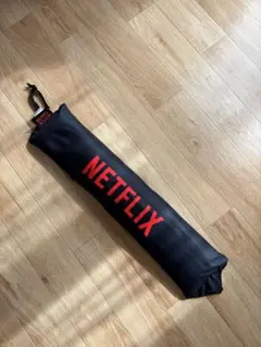 【週末限定値引!】NETFLIX ロゴ ネックピロー