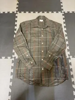 グレー系チェック柄長袖シャツ