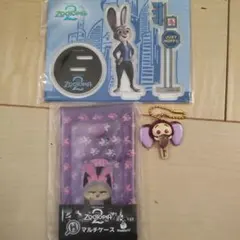 ズートピア　アクスタ　チャーム　クリアケース
