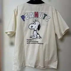 ユニバーサルスタジオジャパン　PEANUTS スヌーピー ボタンダウンシャツ
