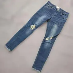 Item thumbnail for item dc3e26eb-5353-479b-bdf5-06c64c00021d