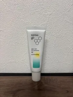 ソフィーナ iPスキンケアUV01乾燥しがちな肌環境 SPF50+ PA++++のサムネイル