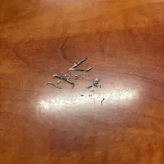あざきやまとが消した消しカス